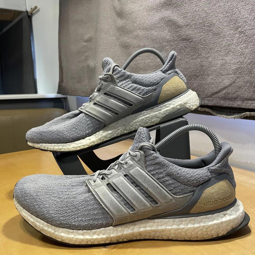 ADIDAS ULTRA BOOST